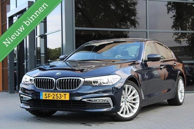 Blauw Gebruikt 2018 BMW 540 Executive Sedan | € 22.950 (Eerlijke prijs) - Afbeelding 1/4
