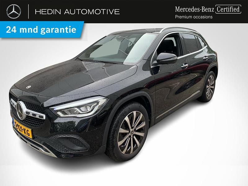 Zwart Gebruikt 2023 Mercedes GLA250 Premium SUV | € 39.900 (Eerlijke prijs) - Afbeelding 1/2