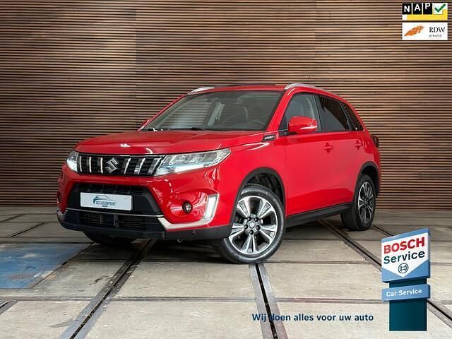 Rood Gebruikt 2021 Suzuki Vitara Style SUV | € 18.890 (Goede deal) - Afbeelding 1/4