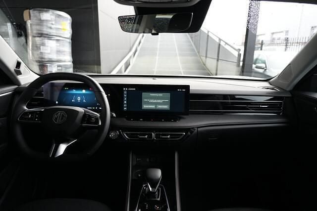 Nieuw MG HS Luxury 272 PK (200 kW) 2025 Grijs (metallic) SUV