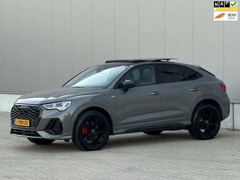 Grijs Gebruikt 2021 Audi Q3 Sportback S-Line SUV | € 34.900 (Goede deal) - Afbeelding 1/4