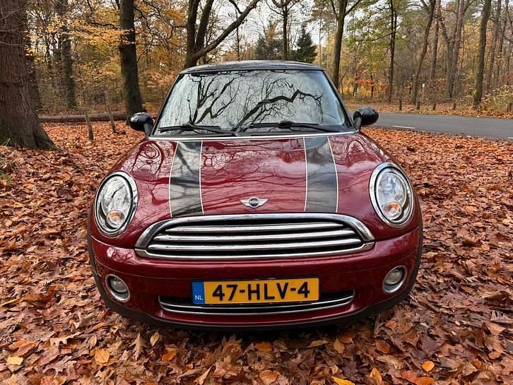Gebruikt 2009 Mini Cooper Hatchback | € 3.290 - Afbeelding 1/4
