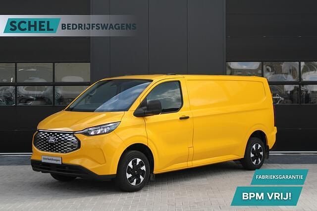 Geel Gebruikt 2023 Ford E-Transit Trend Van | € 36.950 - Afbeelding 1/4