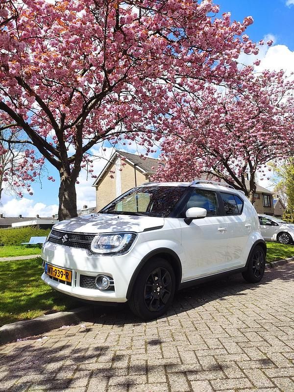 Wit (parellak) Gebruikt 2017 Suzuki Ignis Hatchback | € 12.500 (Eerlijke prijs) - Afbeelding 1/4