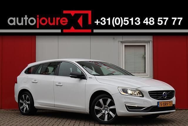 Wit Gebruikt 2014 Volvo V60 Summum Stationwagen | € 4.450 (Goede deal) - Afbeelding 1/4