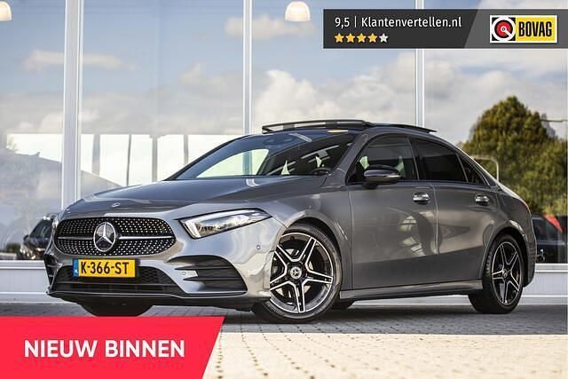 Grijs Gebruikt 2021 Mercedes A180 Business Sedan | € 29.850 (Eerlijke prijs) - Afbeelding 1/4