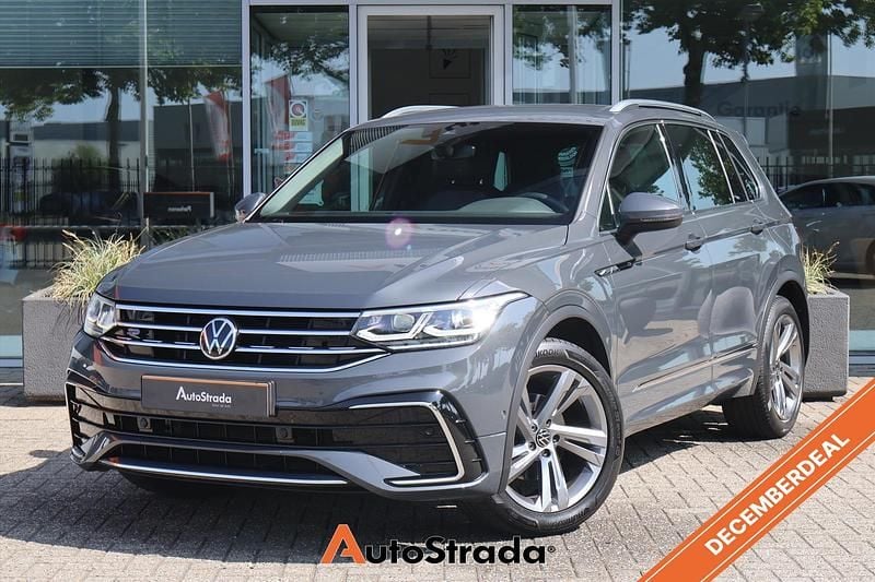Grijs Gebruikt 2021 VW Tiguan R-line SUV | € 32.900 (Eerlijke prijs) - Afbeelding 1/4
