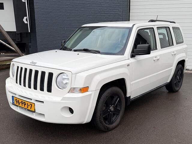 Occasion Jeep Patriot Sport 170 PK (125 kW) 2011 Wit SUV