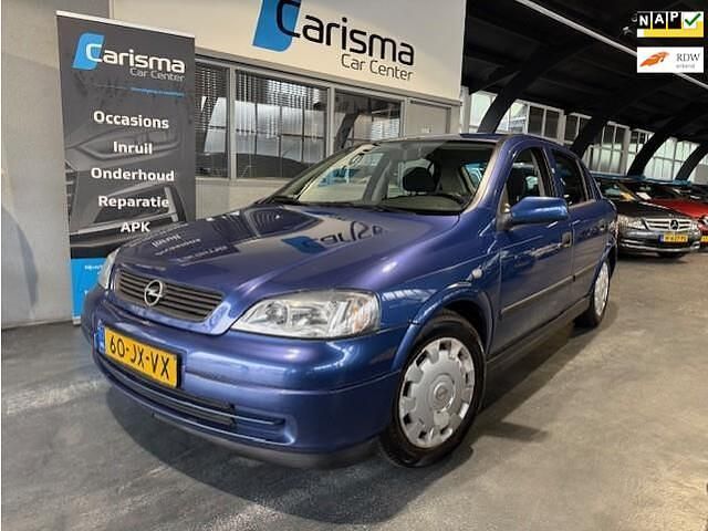 Blauw Gebruikt 2002 Opel Astra Edition Hatchback | € 1.445 (Eerlijke prijs) - Afbeelding 1/4