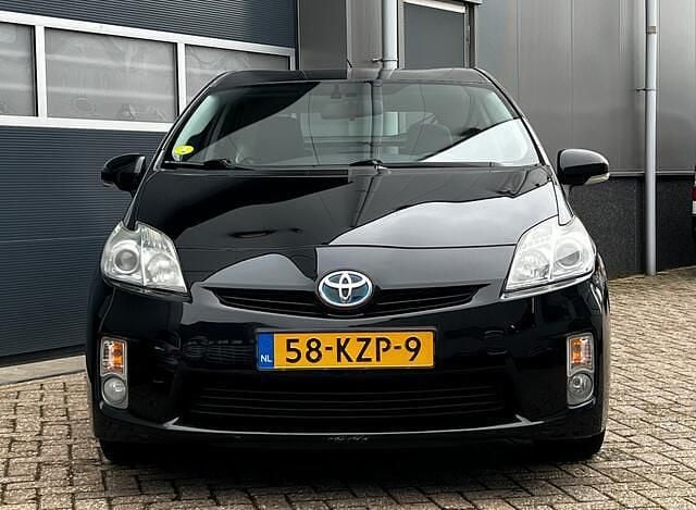 Occasion Toyota Prius 99 PK (72 kW) 2010 Zwart (metallic) Hatchback