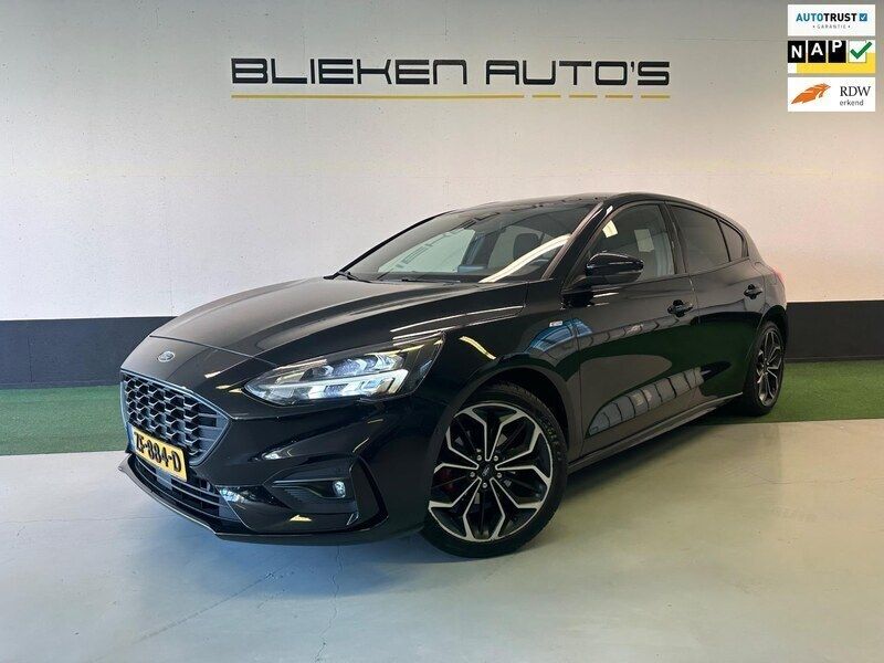 Zwart Gebruikt 2019 Ford Focus Business Edition Hatchback | € 11.450 (Eerlijke prijs) - Afbeelding 1/4