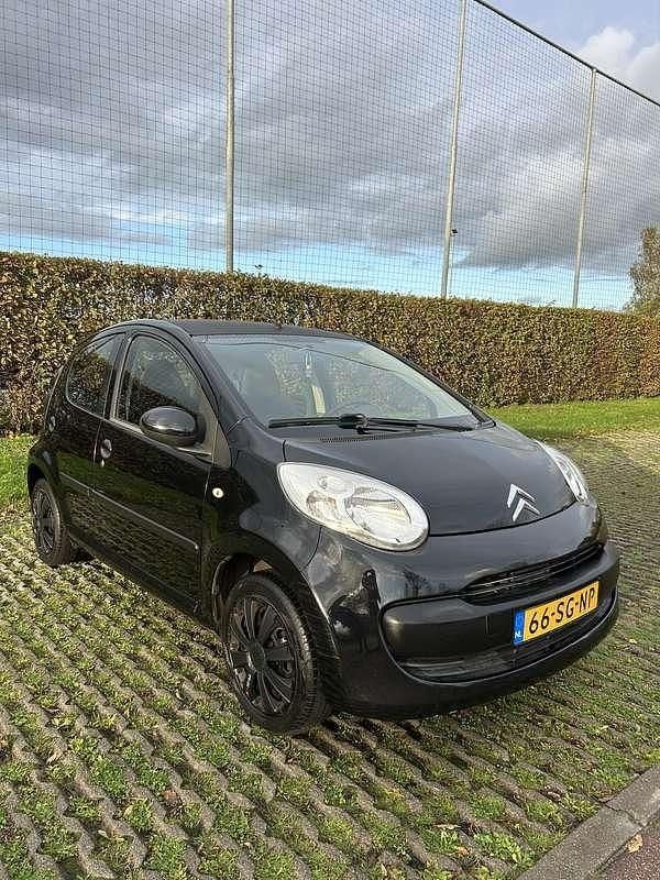 Zwart Gebruikt 2005 Citroën C1 Hatchback | € 1.395 (Eerlijke prijs) - Afbeelding 1/4