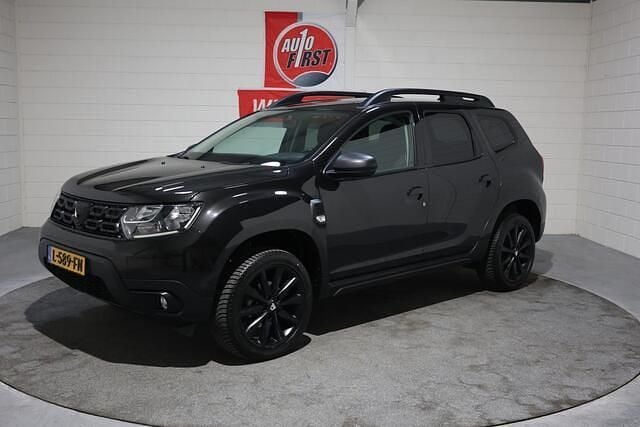 Zwart Gebruikt 2021 Dacia Duster Comfort SUV | € 15.950 (Eerlijke prijs) - Afbeelding 1/4