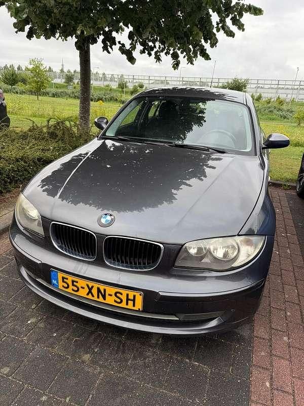 Grijs Gebruikt 2007 BMW 116 Executive Hatchback | € 3.400 (Goede deal) - Afbeelding 1/4