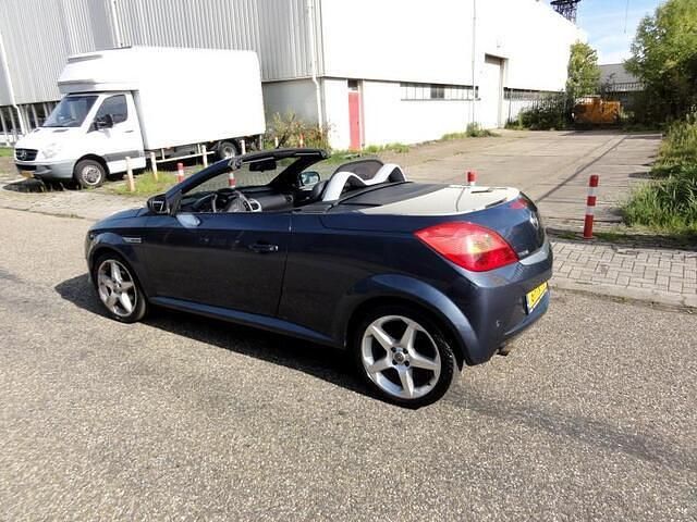 Occasion Opel Tigra Sport 90 PK (66 kW) 2006 Grijs Cabriolet