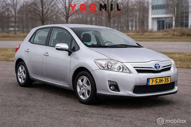 Occasion Toyota Auris 99 PK (72 kW) 2011 Grijs Hatchback