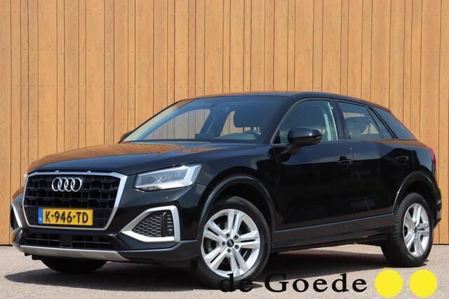 Zwart Gebruikt 2021 Audi Q2 Business SUV | € 26.940 (Eerlijke prijs) - Afbeelding 1/4