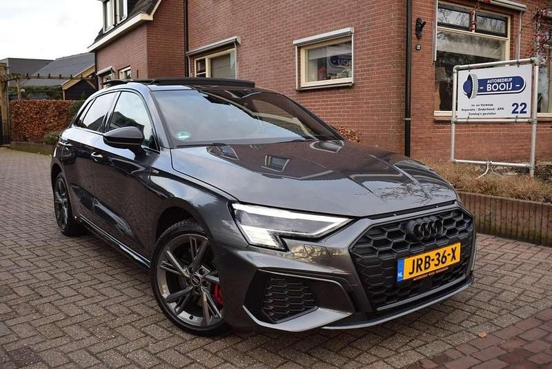 Occasion Audi A3 Sportback e-tron S-Line 245 PK (180 kW) 2022 Grijs Hatchback