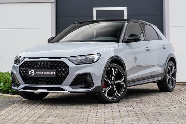 Grijs Gebruikt 2022 Audi A1 Edition .1 Hatchback | € 27.250 (Iets duurder) - Afbeelding 1/4