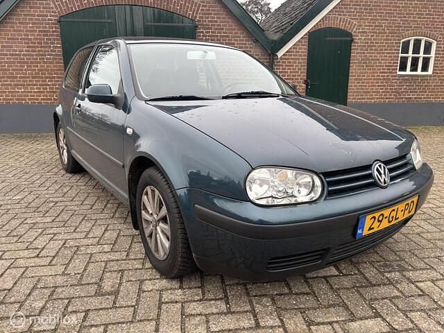 Occasion VW Golf IV Trendline 75 PK (55 kW) 2001 Groen (metallic) Hatchback
