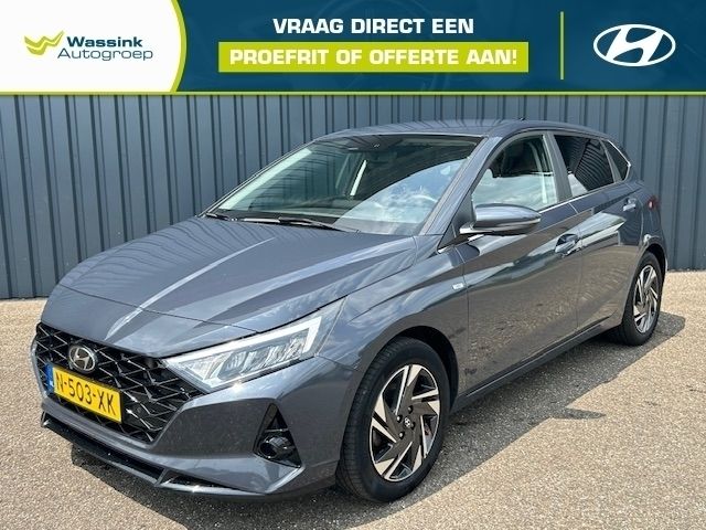 Grijs Gebruikt 2022 Hyundai i20 Comfort Hatchback | € 19.900 (Iets duurder) - Afbeelding 1/4