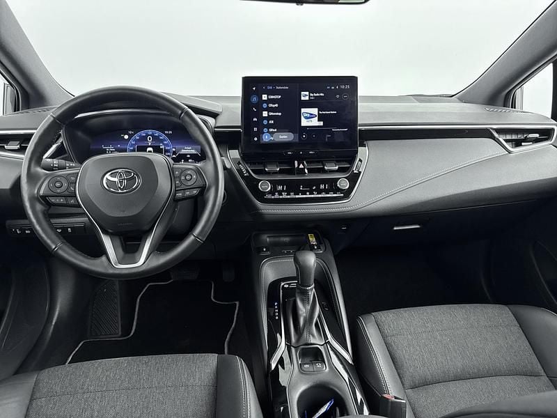 Occasion Toyota Corolla Hybrid Limited 2026 Grijs Stationwagen