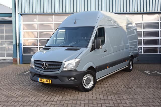 Grijs Occasion 2015 Mercedes 416 Van | € 13.850 (Eerlijke prijs) - Afbeelding 1/4
