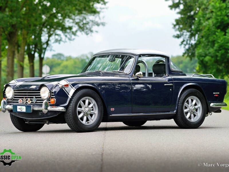 Blauw Gebruikt 1968 Triumph TR 250 Cabriolet | € 44.500 - Afbeelding 1/4