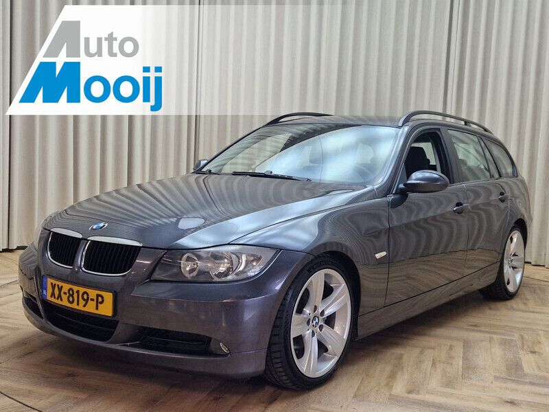 Grijs Gebruikt 2019 BMW 320 Stationwagen | € 4.450 - Afbeelding 1/4