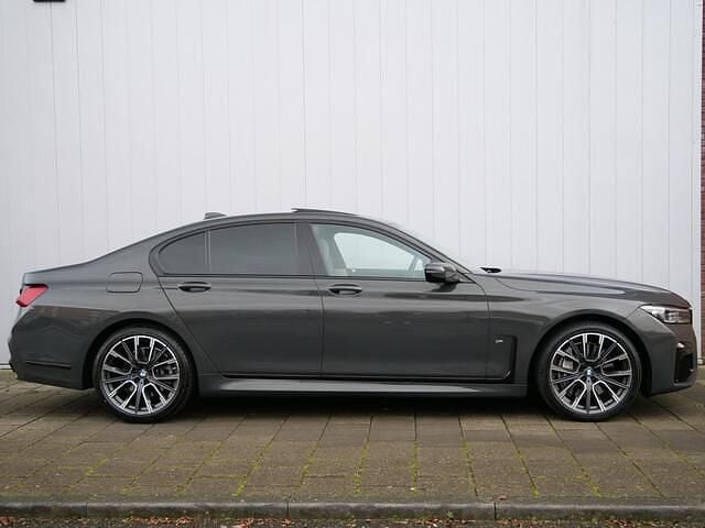 Occasion BMW 745e Executive 394 PK (289 kW) 2021 Grijs Sedan