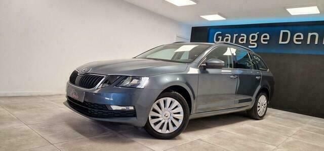 Grijs Gebruikt 2018 Skoda Octavia Style Stationwagen | € 16.990 (Iets duurder) - Afbeelding 1/4