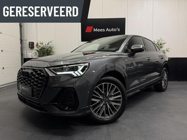Overige Occasion 2022 Audi Q3 Sportback Competition SUV | € 26.950 - Afbeelding 1/4