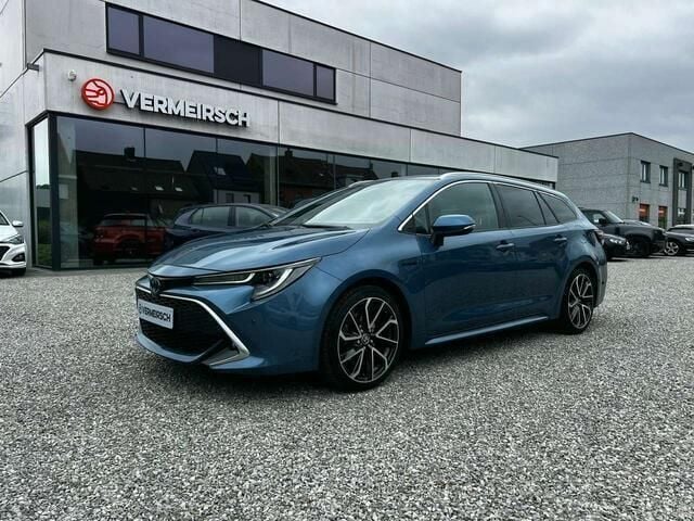 Blauw Gebruikt 2020 Toyota Corolla Lounge Stationwagen | € 23.999 - Afbeelding 1/4