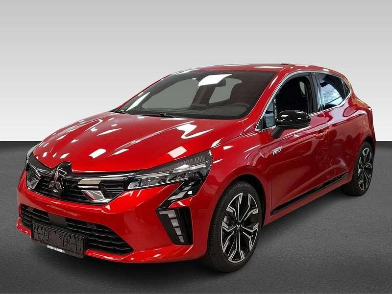 Rood Nieuw 2025 Mitsubishi Colt Intense+ Hatchback | € 26.930 (Eerlijke prijs) - Afbeelding 1/4