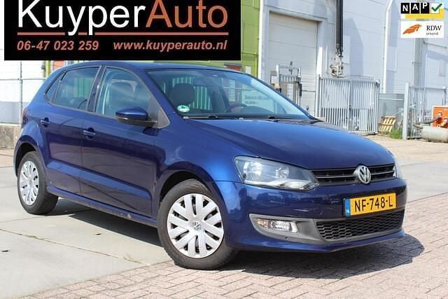 Blauw Gebruikt 2009 VW Polo Comfortline Hatchback | € 2.950 (Eerlijke prijs) - Afbeelding 1/4