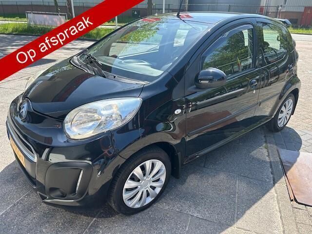 Zwart Gebruikt 2012 Citroën C1 Attraction Hatchback | € 3.695 (Eerlijke prijs) - Afbeelding 1/4