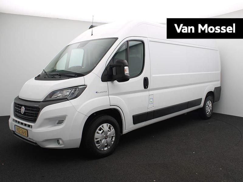 Wit Gebruikt 2021 Fiat E-Ducato Van | € 21.440 (Eerlijke prijs) - Afbeelding 1/4