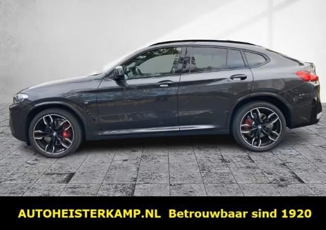 Grijs (metallic) Gebruikt 2024 BMW X4 M Sport SUV | € 95.950 - Afbeelding 1/4