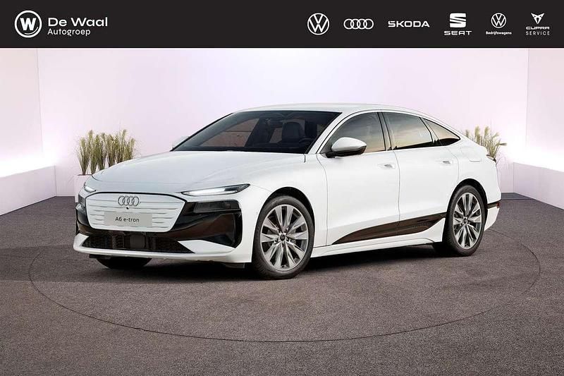 Wit Nieuw 2025 Audi e-tron SUV | € 62.965 (Super prijs) - Afbeelding 1/4