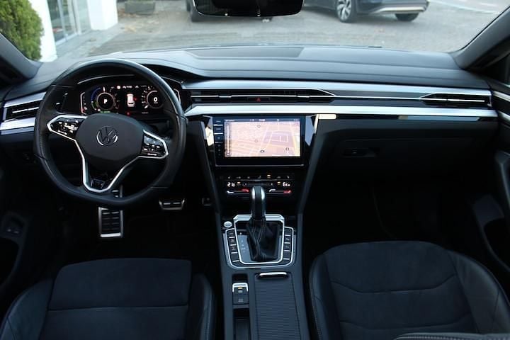 Occasion VW Arteon Business 218 PK (160 kW) 2023 Zilver Stationwagen