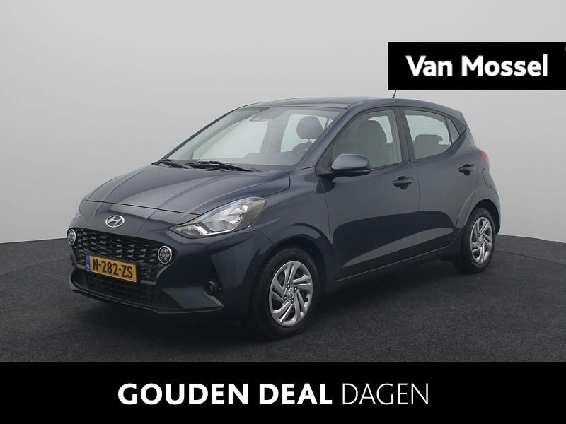 Grijs Gebruikt 2022 Hyundai i10 Comfort Hatchback | € 11.440 (Goede deal) - Afbeelding 1/4