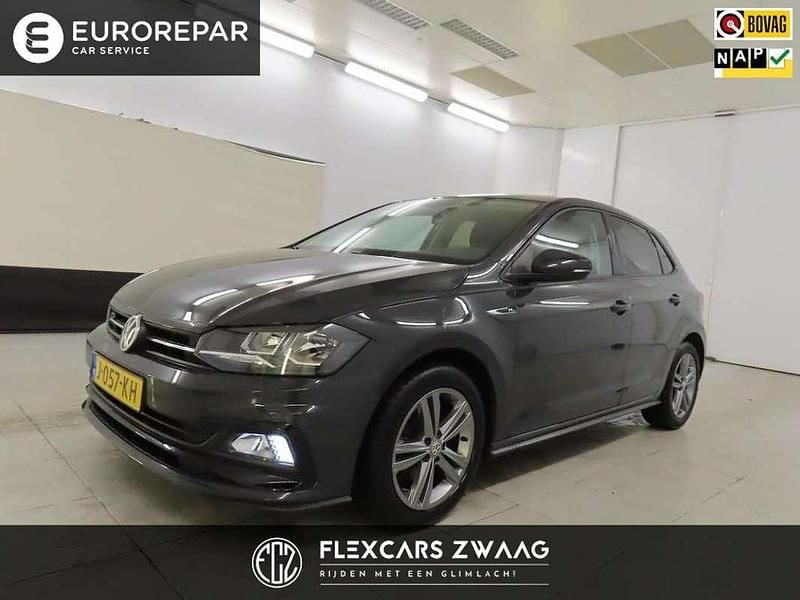 Grijs Gebruikt 2020 VW Polo Highline Hatchback | € 18.490 (Eerlijke prijs) - Afbeelding 1/2