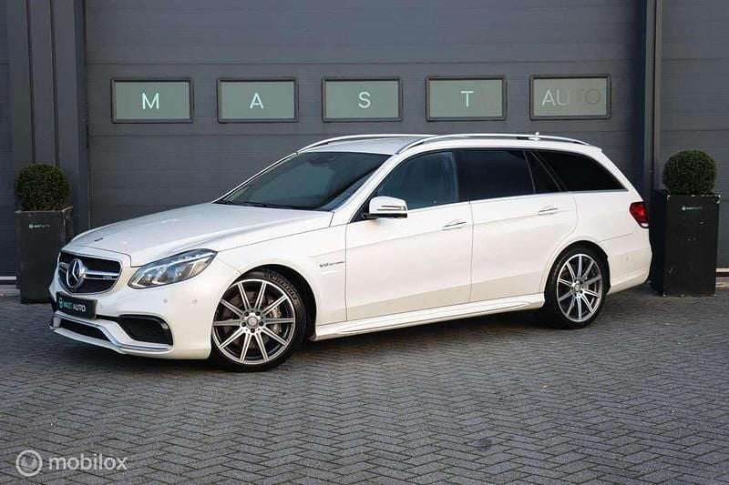 Wit Gebruikt 2014 Mercedes E63 AMG AMG Stationwagen | € 35.740 - Afbeelding 1/4