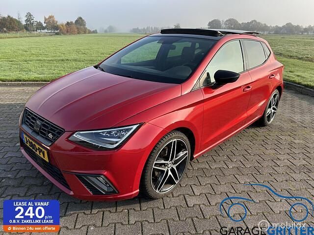 Rood Occasion 2020 Seat Ibiza FR Hatchback | € 16.950 (Eerlijke prijs) - Afbeelding 1/4