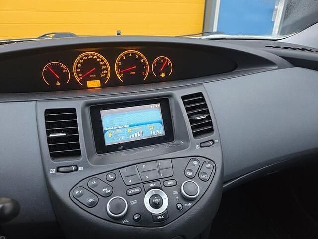 Occasion Nissan Primera Acenta 116 PK (85 kW) 2005 Grijs Hatchback