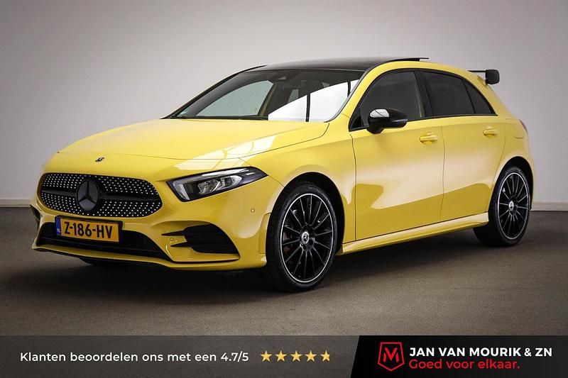 Geel Gebruikt 2022 Mercedes A250 Luxury Hatchback | € 31.545 (Goede deal) - Afbeelding 1/4