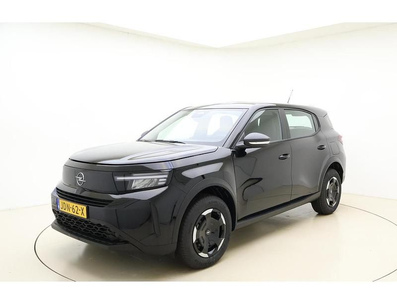 Nieuw Opel Frontera Edition 83 kW (113 PK) 2025 Zwart SUV