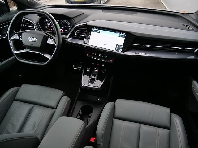 Occasion Audi Q4 Sportback e-tron Comfort 219 kW (298 PK) 2022 Grijs SUV