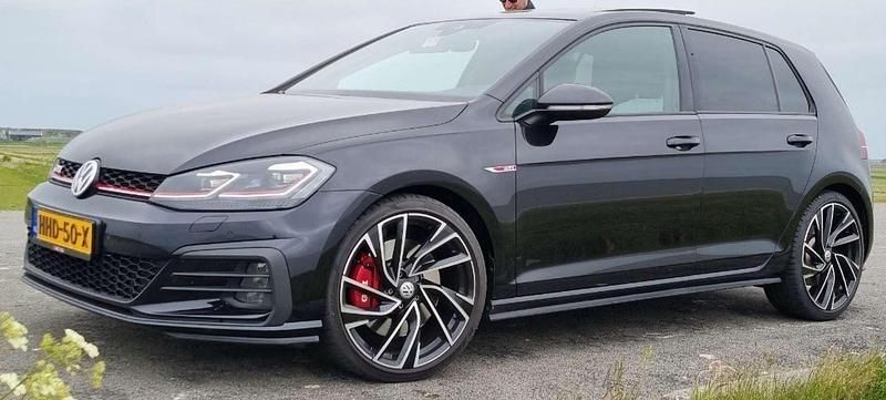 Zwart Gebruikt 2019 VW Golf VII GTI Sedan | € 23.850 (Super prijs) - Afbeelding 1/4
