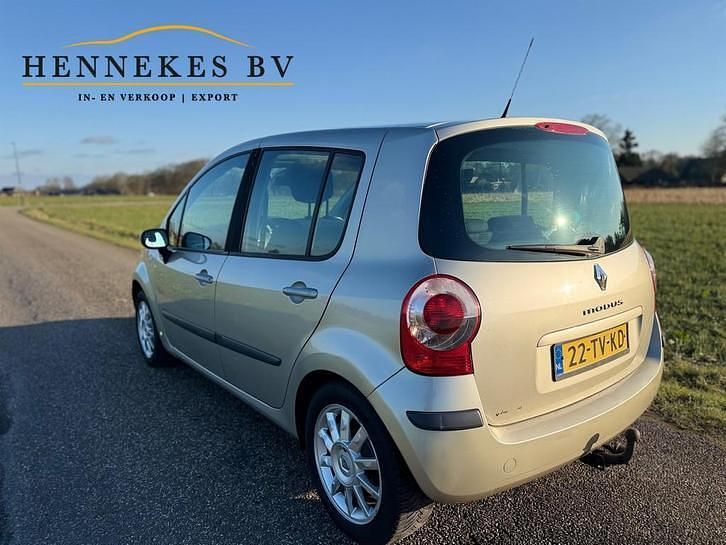 Occasion Renault Modus Dynamique 112 PK (82 kW) 2007 Beige MPV